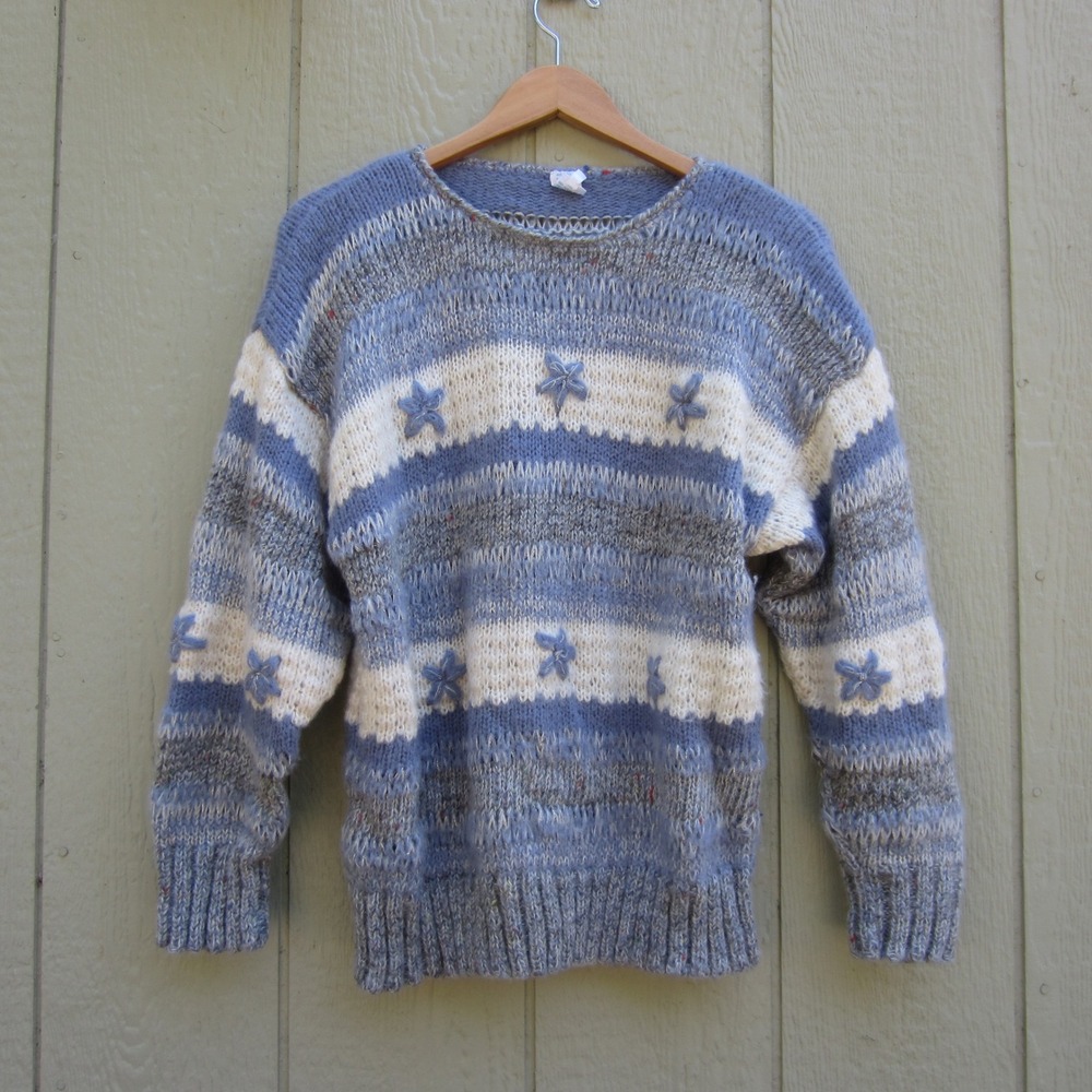 VTG Sweater womens L Blue Striped Chunky Knit Floral Star Applique Crew Neck Boh